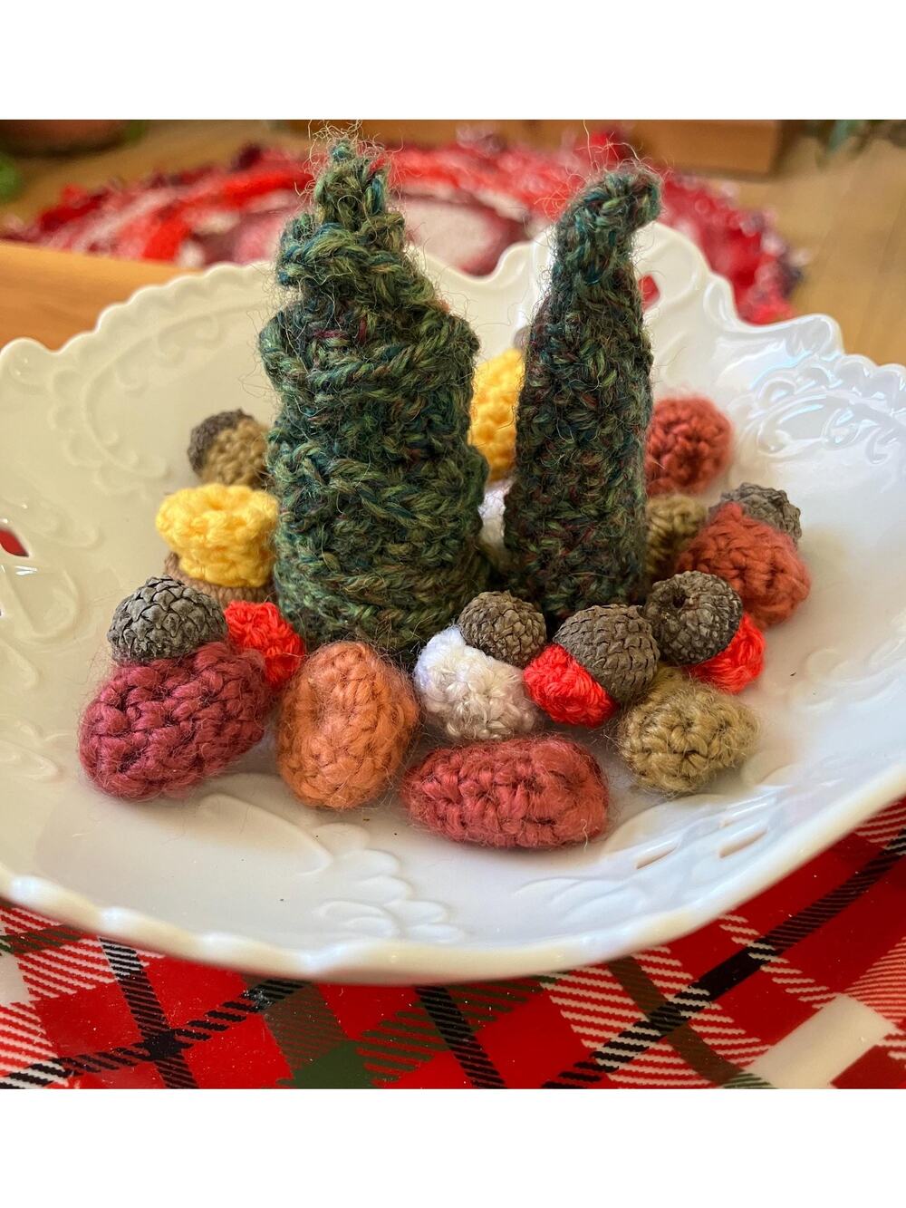 Handmade Seasonal Acorn Decor: Whimsical Table Centerpiece